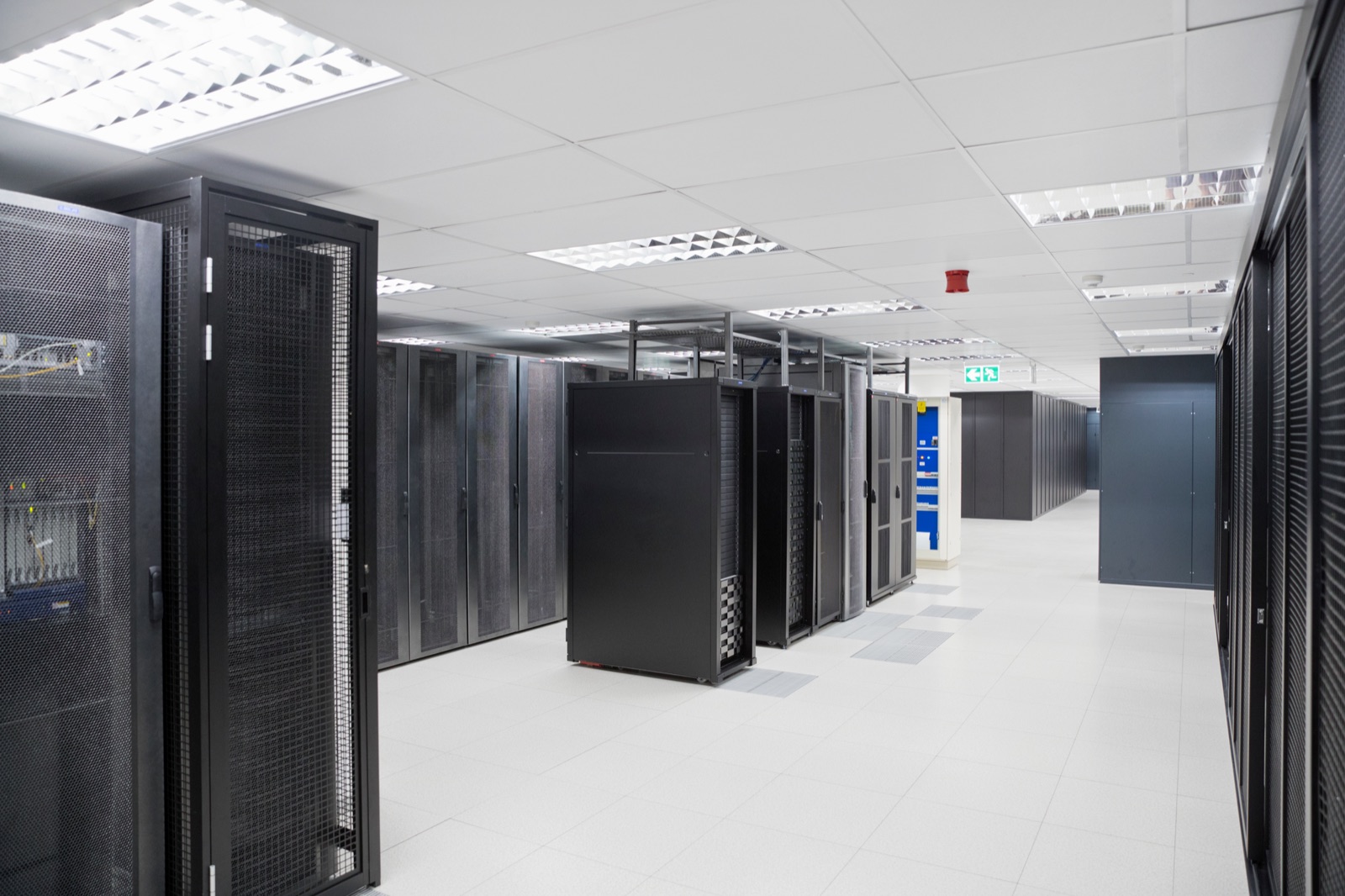 Data Centers & Digital Infrastructure – integrated thermal and cooling system design