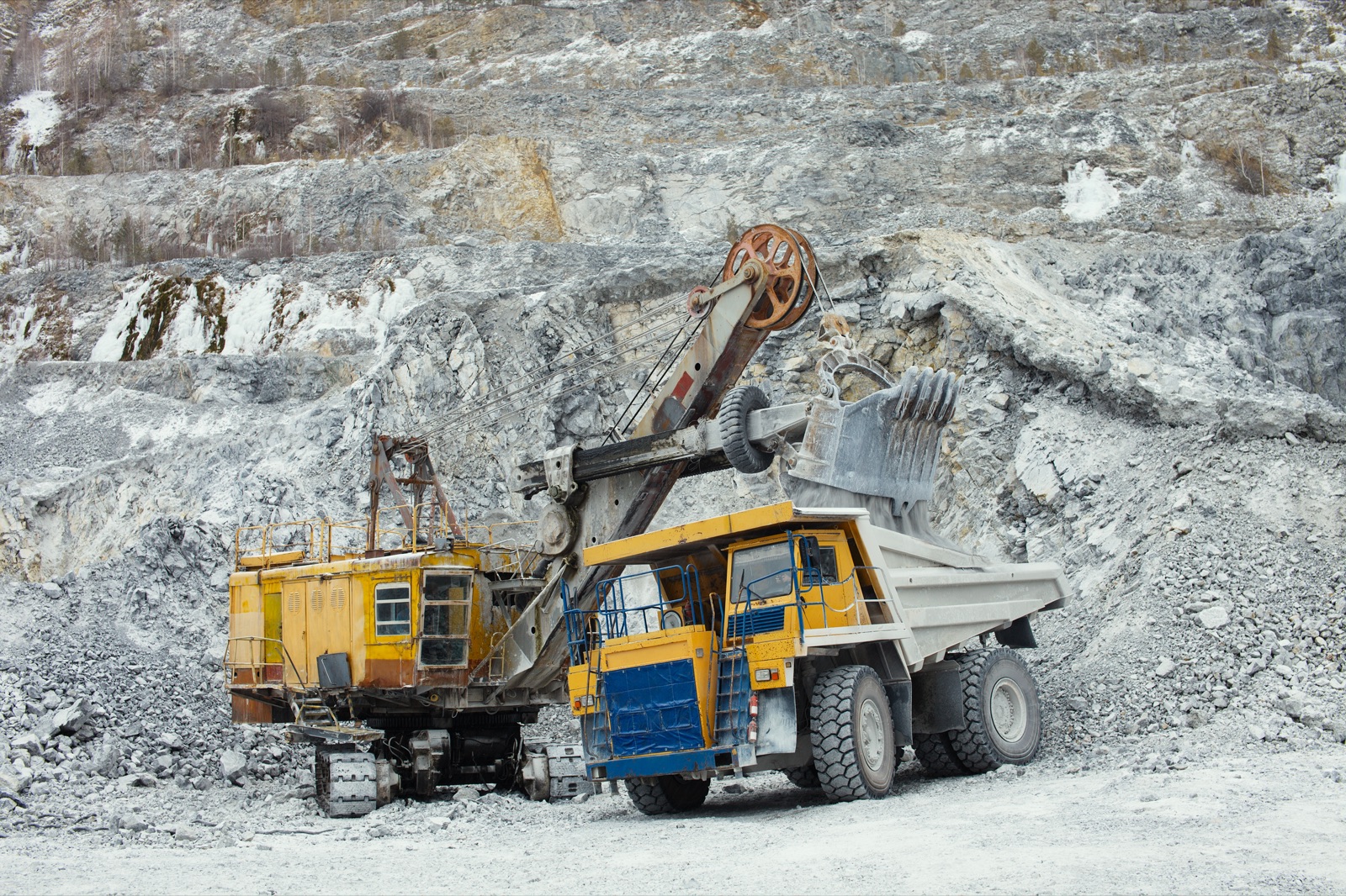Mining Trucks & Heavy Duty – key engineering challenges and field applications