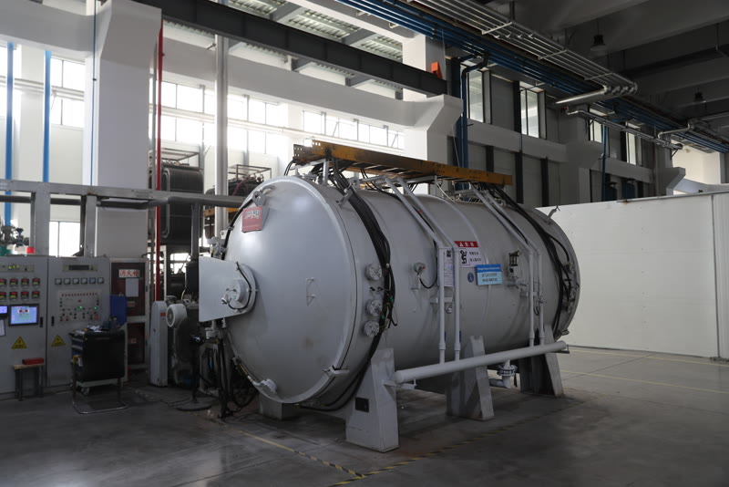 Bar-plate aluminum vacuum brazing furnace